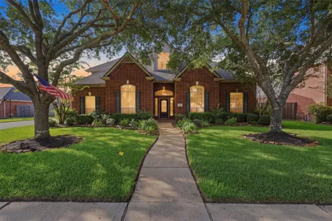 316 Falcon Lake Drive