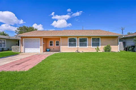 104 Bonita Avenue