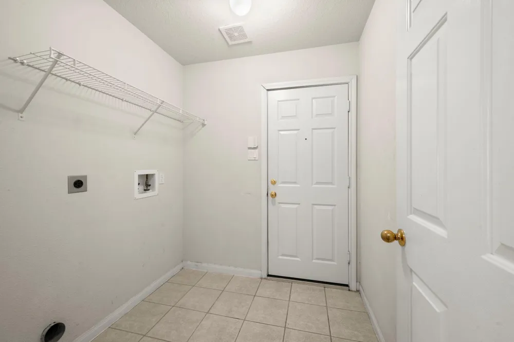 3722 Northshore Drive Montgomery, TX 77356