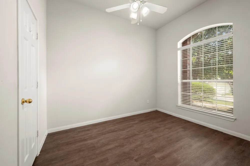 3722 Northshore Drive Montgomery, TX 77356