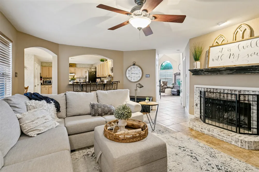 838 Heritage Parkway S Allen, TX 75002