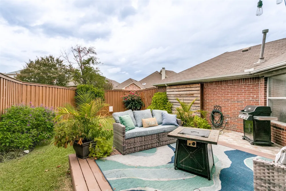 838 Heritage Parkway S Allen, TX 75002
