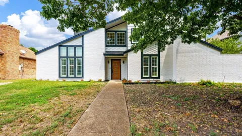 2616 Ellis Court