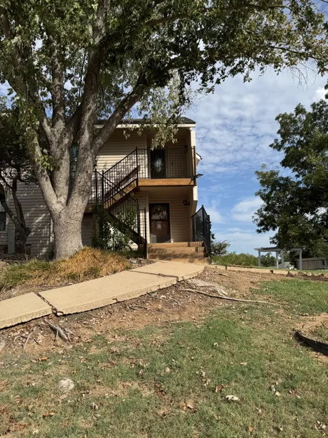 131 Falconhead #D