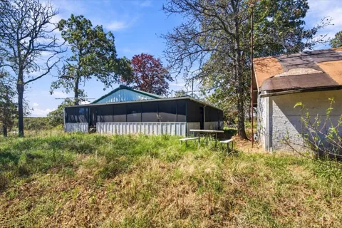 1833 County Road 1405