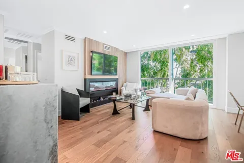 10751 Wilshire Boulevard #801