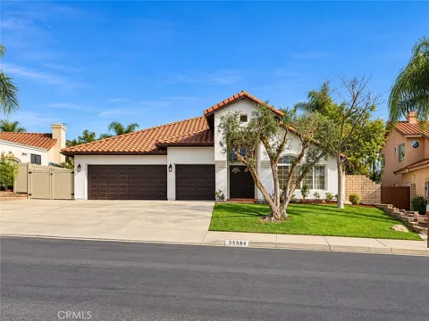 35584 Larkspur