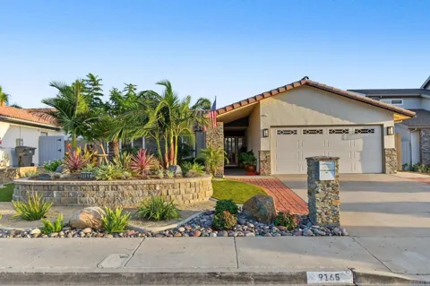 9165 Les Road