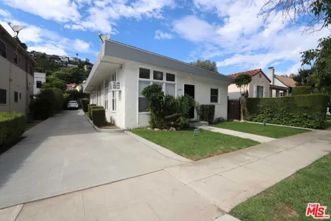 1805 Silver Lake Boulevard