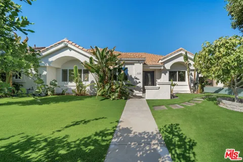 6243 Fallbrook Avenue