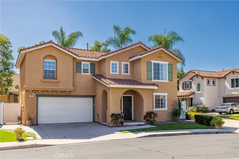 4 Velarde Court