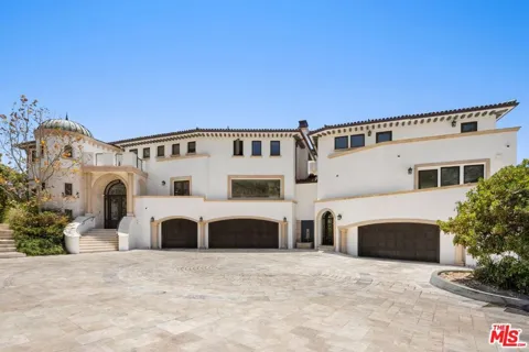 22435 Pacific Coast Highway