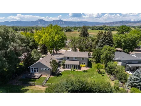4398 Carter Trail
