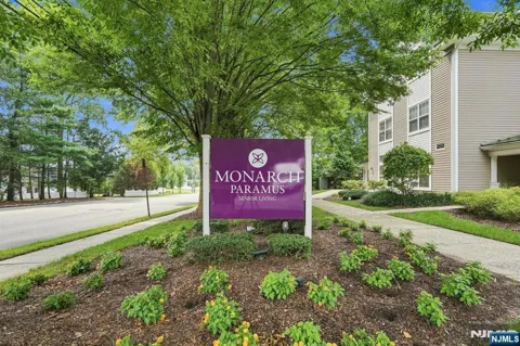 567 & 571 Paramus
