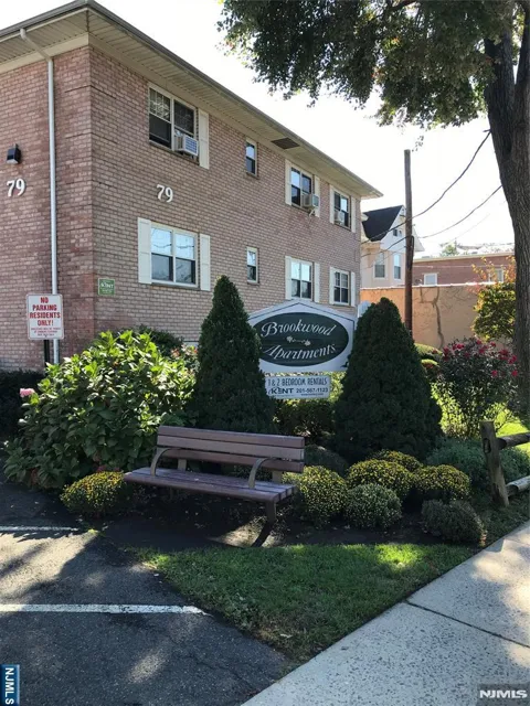 79 Washington Avenue 19