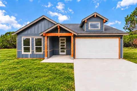 12 Meadow Oak Court