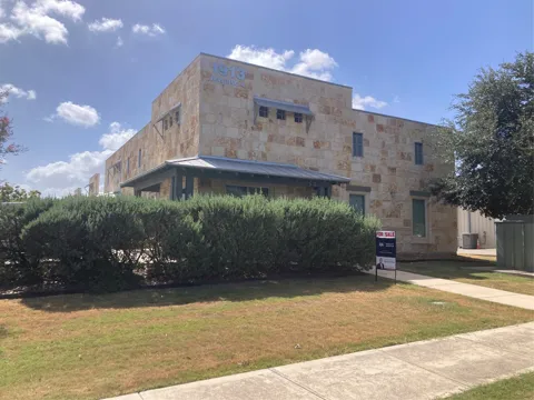 1913 Dutton Drive #401-403