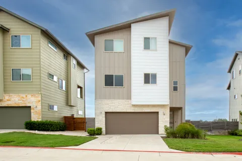 5315 La Crosse Avenue #16