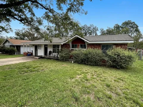 7603 Carriage Drive