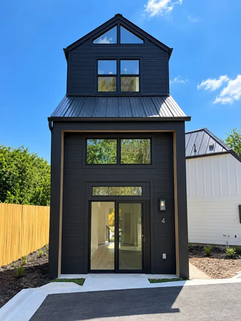 605 E 55th Street #4