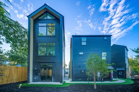 605 E 55th Street #6