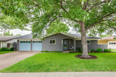 3204 Benbrook Drive