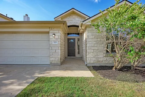 203 Newport Landing Place