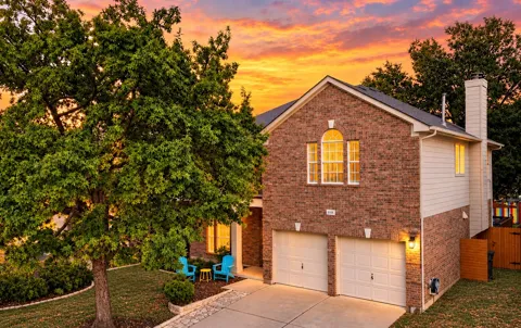 5120 Bluestar Drive
