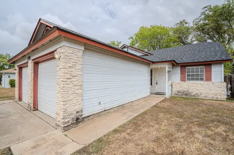 11906 Sunhillow Bend #B