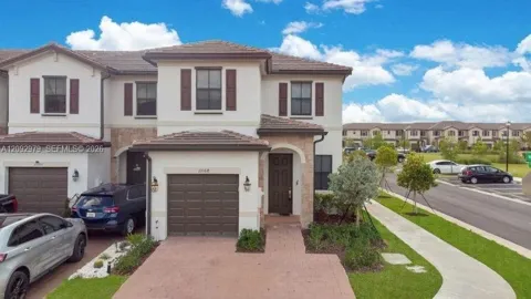 11068 W 33rd Ct #11068