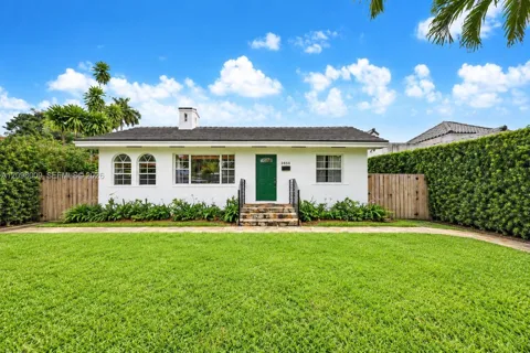 5850 SW 33rd St