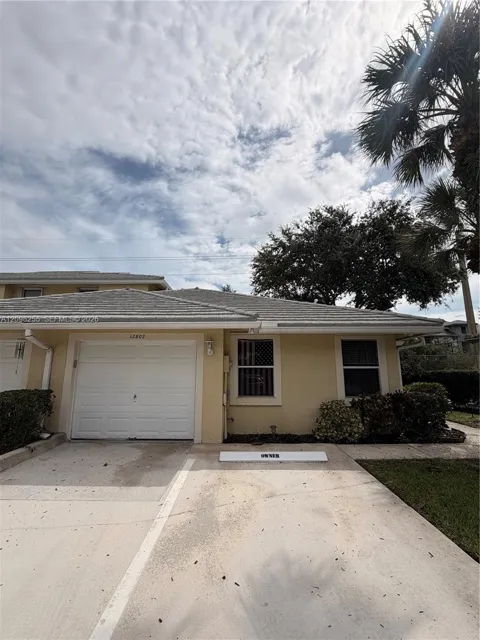 12802 Woodmill Dr