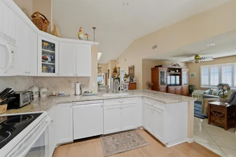 6375 Mill Pointe Circle