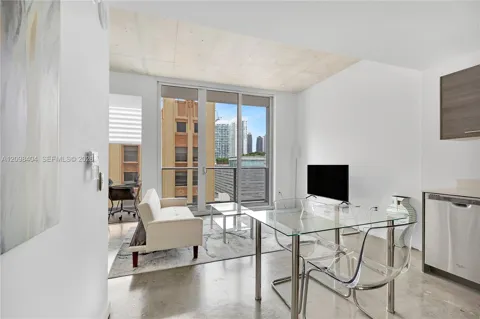 151 SE 1st St #1107