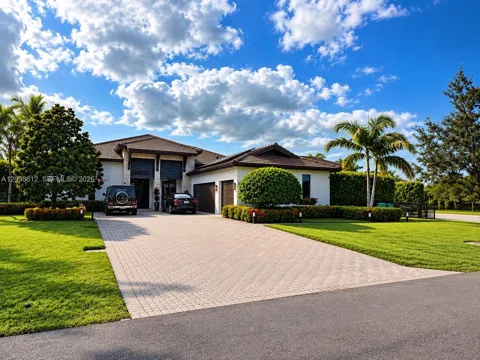 3761 SW 154th Ter