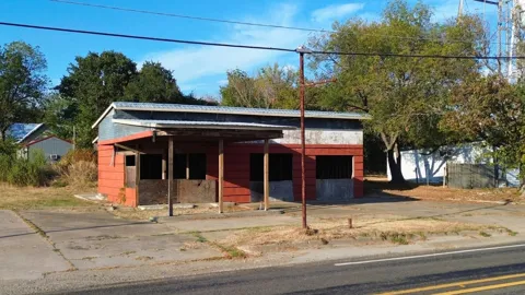 102 Northside Plaza