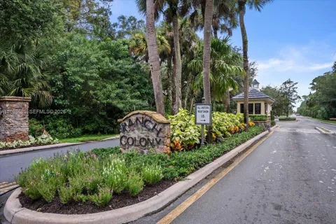 18883 SE Old Trail Dr W