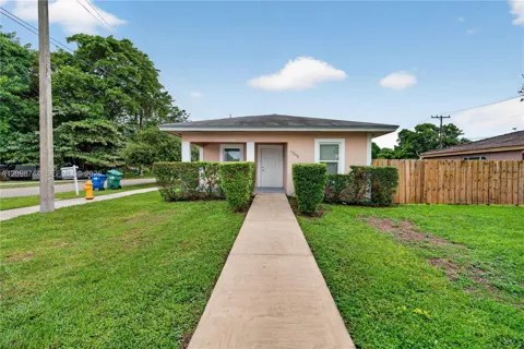 17290 SW 103rd Ave