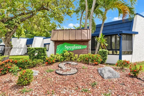 6530 NW 98th Ter #B25