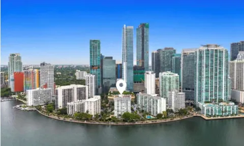 1420 Brickell Bay Dr #202E