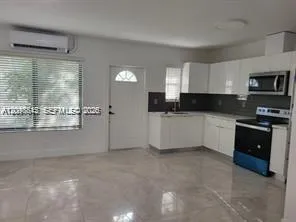 1725 Calais Dr #3