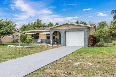 4871 NW 13th Ave