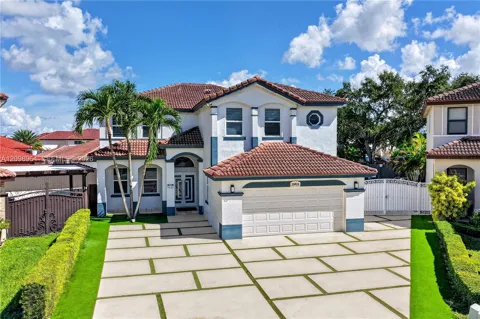 15411 SW 36th Ter