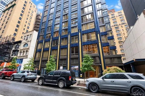 135 E 47th Street #22F