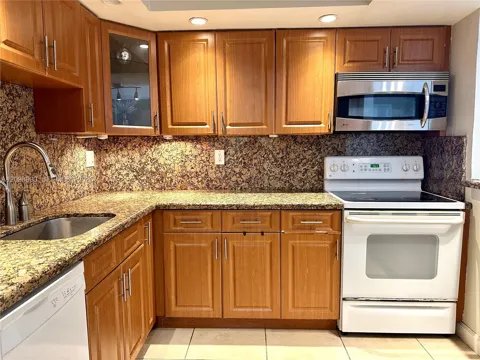 2101 Atlantic Shores Blvd #408