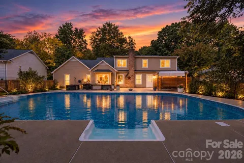 9423 Whitethorn Drive
