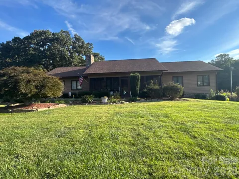 5231 Dusty Lane