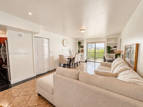 4705 NW 7th St #408-7