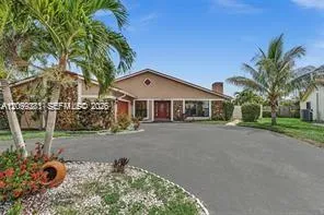 7480 NW 37th Ct