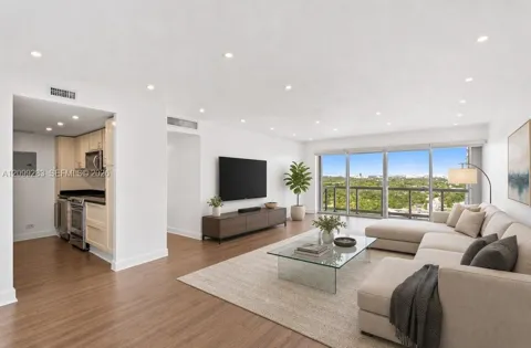 2451 Brickell Ave #PHL